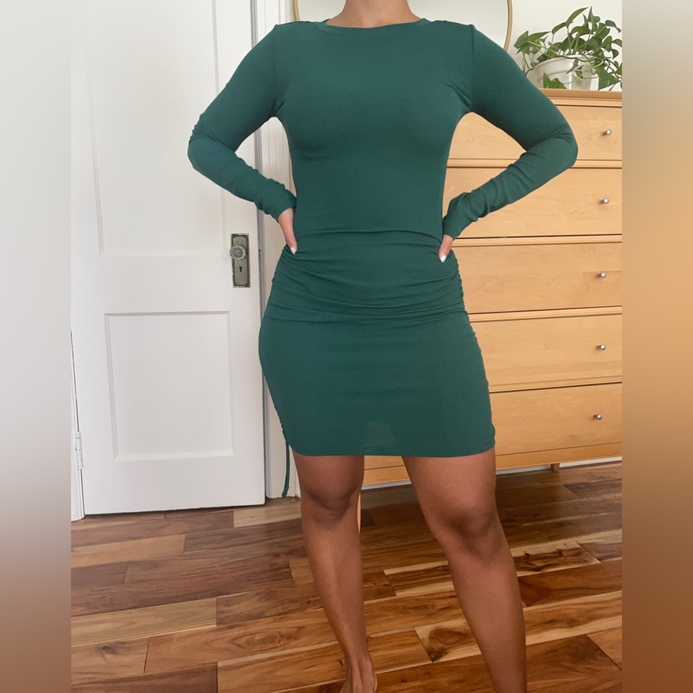 H&M bodycon hunter green ribbed long sleeved mini dress size XS